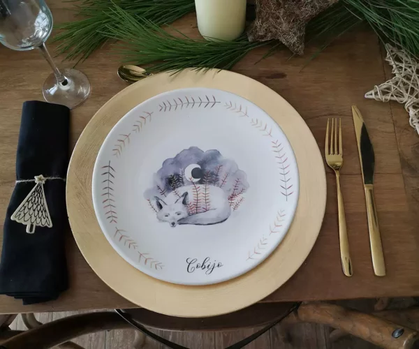 Plato de porcelana con colección Helga DOR - modelo Cobijo