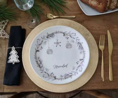 Plato de porcelana con colección Helga DOR - modelo Navidad